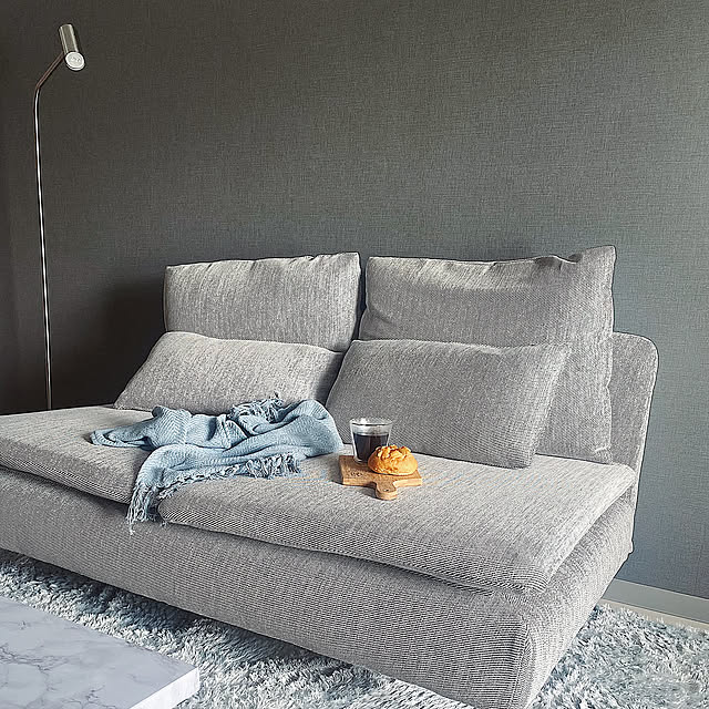 ソーデルハムン,ソファ,1LDK 1人暮らし,シンプルインテリア,新生活,モノトーンインテリア,ホテルライク,IKEA,単身赴任暮らし,一人暮らし,1LDK,IKEAのソファー,Lounge neruroomの部屋