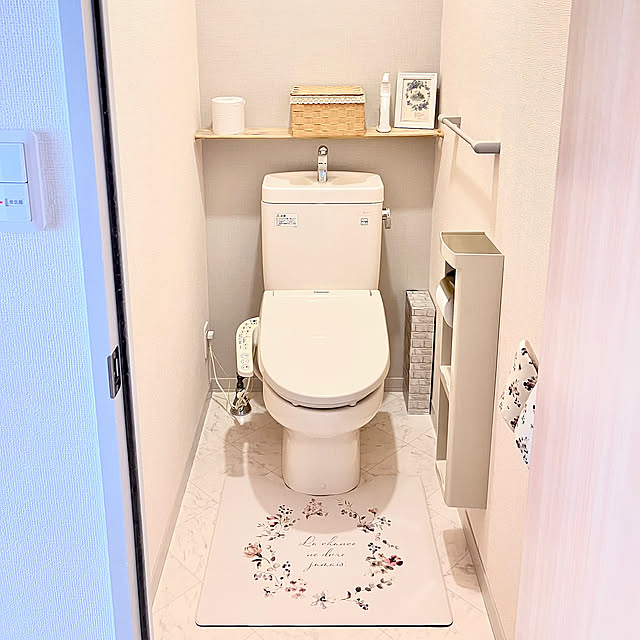 Bathroom,つっぱり棒棚,トイレの棚,ニトリデコホーム,収納スペース,ダイソー,賃貸インテリア,ナチュラルインテリア Shionの部屋