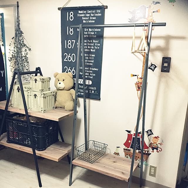 Overview,オモチャ収納,ハンガーラック プチリメイク,ハンガーラック,ニトリ,賃貸マンション,we.OTOKOMAE.want,しゃれとんしゃあ会,男前化計画,インスタと同じpic,足場板,ユーカリ♡,他タグ省略,子供部屋 hanamamaの部屋