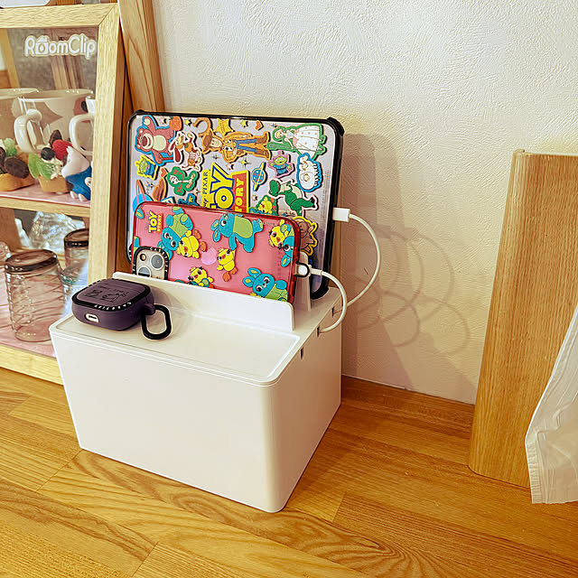 My Shelf,Apple製品,ケースティファイ愛用,ケースティファイ,iPhone,iPad mini,アップル,充電ステーション,新生活,無印良品,壁に付けられる家具,すっきり暮らしたい,すっきり暮らす,towerシリーズ,山崎実業 wakaba223の部屋