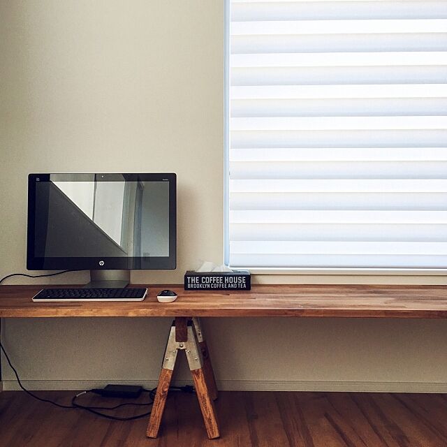 My Desk,調光ロールスクリーン,パソコン,ローテーブル,2×4材,ソーホースブラケット,DIY,ゼロキューブ,木製,zero_cube hiro.rororoの部屋