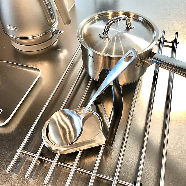 umbra レイドル　スプーンレスト,週末買ったもの,日替わり投稿企画♪月曜日,IKEA,IKEA レンプリグ,IKEA 鍋敷き,Overview,家事問屋のお玉,フィスラー鍋,ステンレスバイブレーション仕上げ,ステンレスが好き,RCの皆さまに感謝♡,デロンギ電気ケトル,デジタルキッチンスケール,アンブラのお玉スタンド up0524の部屋