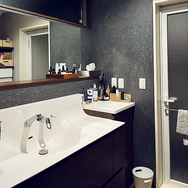 洗面スペース,住友林業,二世帯住宅完全分離型,洗面所,住友林業クレスト,Bathroom haneの部屋