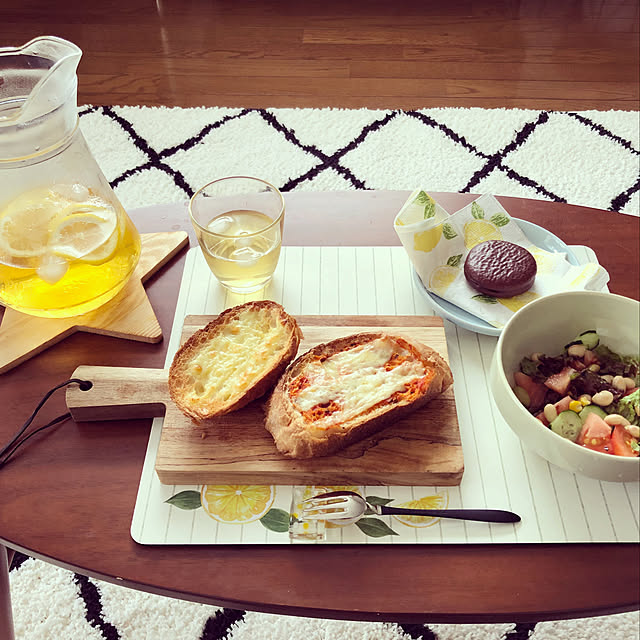 My Desk,ニトリ,食器,ニトリ2018食器モニター,賃貸,一人暮らし,1R,一人暮らしインテリア,ひとり暮らし,賃貸アパート,ナチュラルインテリア,賃貸インテリア,古い賃貸,ナチュラル,レモン柄,ひとり暮らしのインテリア,ワンルーム,シンプルインテリア annの部屋