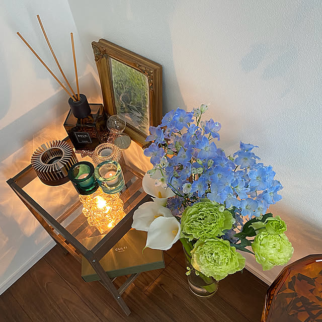 My Desk,IKEAネスナ,キャンドル,IKEA,サイドテーブル,イッタラ kivi,花のある暮らし,CULTI,お花のある暮らし,IKEAサイドテーブル,kartell stone,CULTI ディフューザー アクタス,CULTI ACTUS ayashigeの部屋