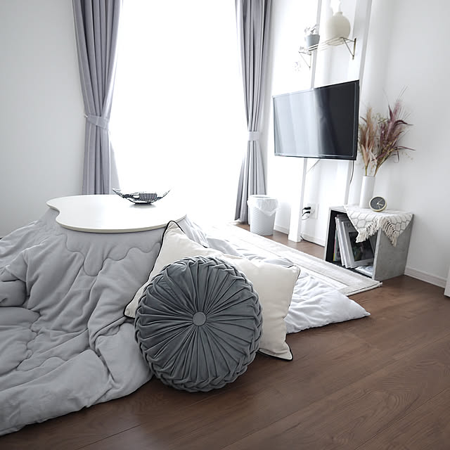 Bedroom,4畳半,4.5畳,グレーインテリア,こたつ,こたつのある部屋,海外インテリアに憧れる,大人インテリア,海外インテリア,建売住宅 saayaの部屋