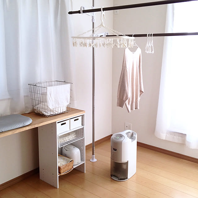 Bedroom,カラボ DIY,除湿機,ニトリのカラーボックス,作業台DIＹ,部屋干し,物干しスペース,どこで●●しているの,洗濯物を干すところ,10000人の暮らし,すっきり暮らす,シンプルな暮らし,掃除しやすい家,建売,ニトリの洗濯かご,家事楽 sweetcloudの部屋