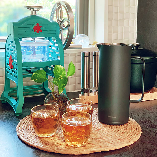ル・クルーゼ,Russell Hobbs,電動ミル,ストームグラス,かき氷機,リビングポット,麦茶ポット,卓上ポット,ピーコック魔法瓶,買ってよかったもの,LIXIL,エコカラット,Kitchen,RoomClip mag 掲載 ntayの部屋