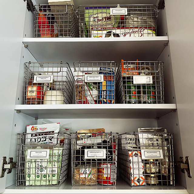 無印ワイヤーバスケット,無印良品,キッチンの吊り戸棚,キッチンの収納,Kitchen,香港暮らし,引越したばかり,香港,収納アイデア,ラベル自作 Emico74の部屋