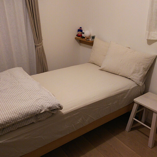 Bedroom,ベッド,スツール,シンプルインテリア,シンプルライフ,旗竿地,無印良品,無印カバーリング fumiの部屋