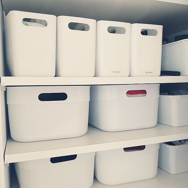 My Shelf,おすすめアイテム,ポリウレタン,ポリエチレンケース,ポリエチレン,100均一,ホワイト,収納,収納棚,収納ボックス,収納アイデア,収納ケース,収納スペース,収納棚DIY,収納術,収納グッズ,収納BOX,スッキリ暮らしたい,心地よい暮らし,暮らしを楽しむ,ホワイトボックス,統一感 tan5の部屋