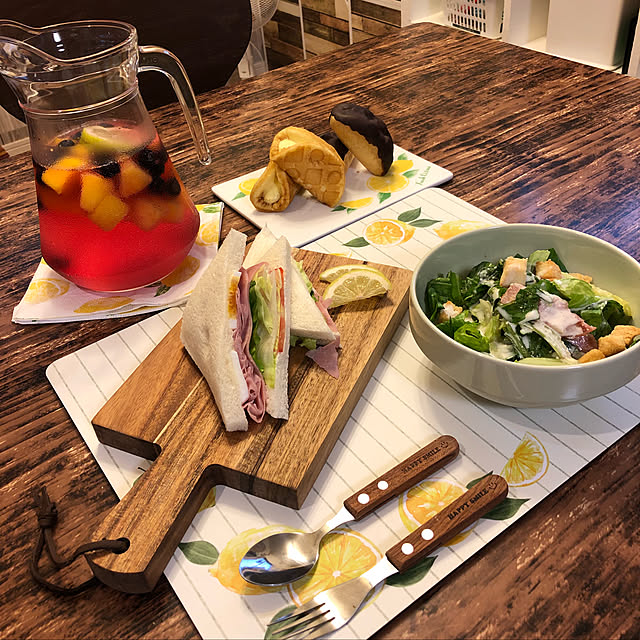 My Desk,ボウル,食器,カフェ風,ニトリ2018食器モニター,ニトリ,カッティングボード,サンドウィッチ,オシャレに憧れる,レモン柄,モニター当選,陶器のプレート,サングリア風 tomoの部屋