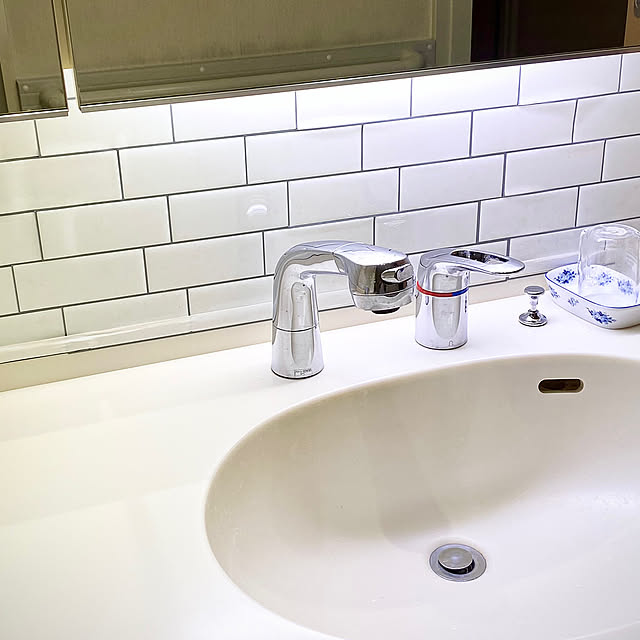 Bathroom,洗面台のミラーリメイクシート,リメイクシート,RoomClip運営チームの皆様に感謝♡,見て下さりありがとうございます,マンション一階角部屋庭付き YuuKoの部屋
