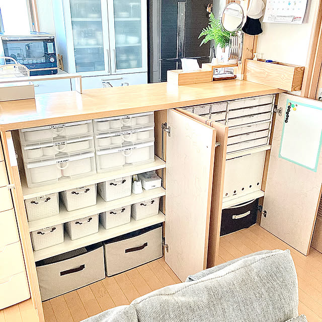 リビング収納,ソファー,ニトリ,ラブリコ,キッチンカウンター,扉中,ナチュラル,建売住宅,IKEA,フェイクグリーン,レターケース,こどもと暮らす,Overview merutoの部屋