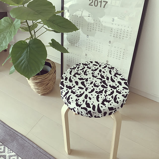 Lounge,スツールDIY,IKEA,北欧を目指してます,ウンベラータ,カレンダー2017 yukaの部屋