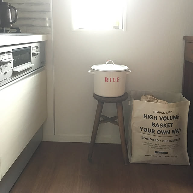 Kitchen,収納,お米,10000人の暮らし,セリア,古いもの,古家具 cheeの部屋