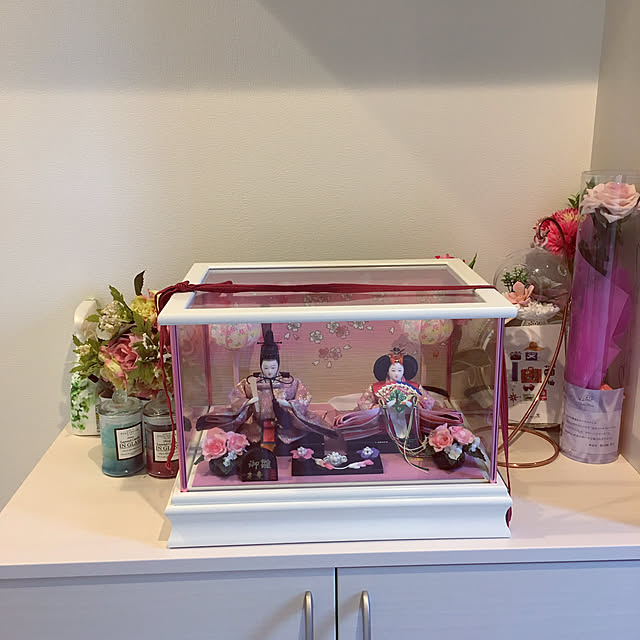 Entrance,造花,お花のある暮らし,アロマキャンドル,ひな祭り,4人家族,姉妹,新築,ひな祭り2019,ひな祭りディスプレイ,新築一戸建て,玄関インテリア,玄関ディスプレイ,ホワイトインテリア,ナチュラル,新品,姉妹ママ,100均,ダイソー,3COINS YuiRiri_CHANNELの部屋