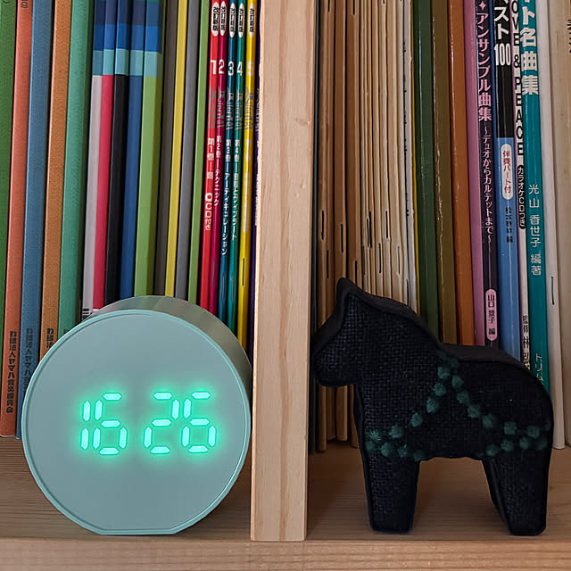 My Shelf,DAISO購入品,Daiso,LEDデジタルラウンド時計,買ってよかったもの,一人暮らし,背面収納,ミニマムライフ,ミニマムに暮らしたい,おんぼろアパート SIELUの部屋