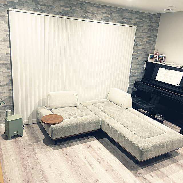 Lounge,ソファ,島忠ホームズ,バーチカルブラインドセンターレース,ソファーのある暮らし,グラード ninの部屋