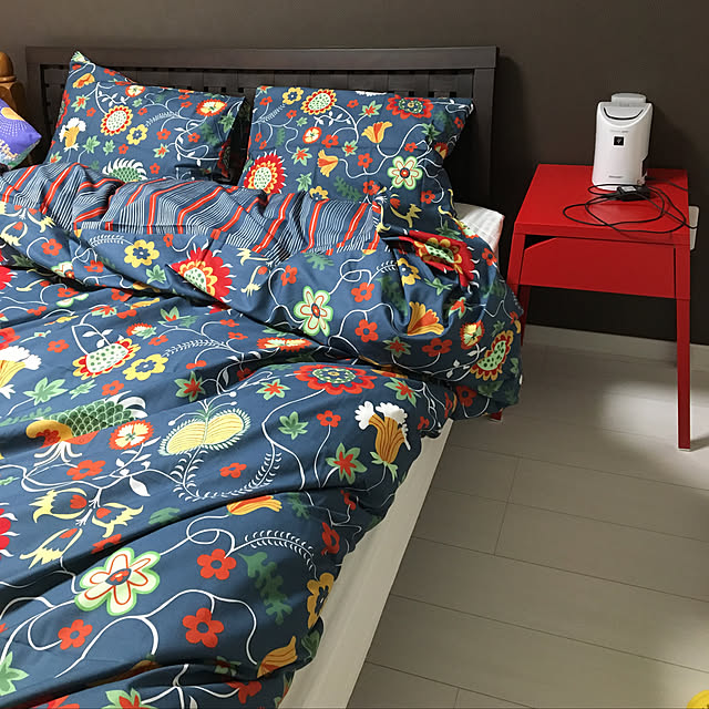 Bedroom,IKEA ベッドカバー,IKEA ベッドサイドテーブル,IKEA azの部屋