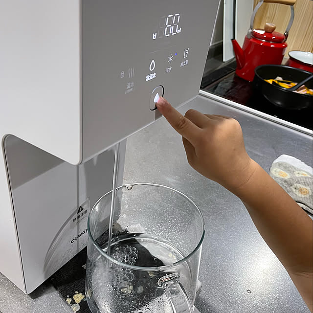 お手伝い中♡,ウォーターサーバーのある暮らし,ウォータースタンド,ウォーターサーバー,浄水器,Kitchen,子供たちと一緒に,子どもと暮らす nekosamaの部屋