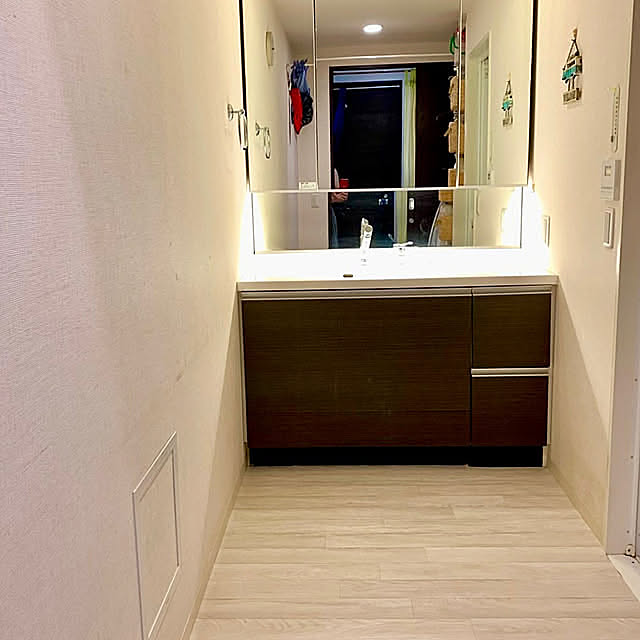 Bathroom,床張り替えDIY,洗面所,ビフォーアフター maqfabの部屋