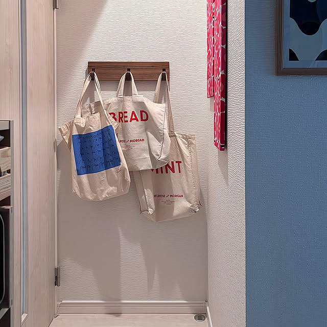 On Walls,壁に付けられる家具,marimekko,3LDK,木製家具,中古マンション,北欧好き,無印良品,壁掛け収納 sunの部屋
