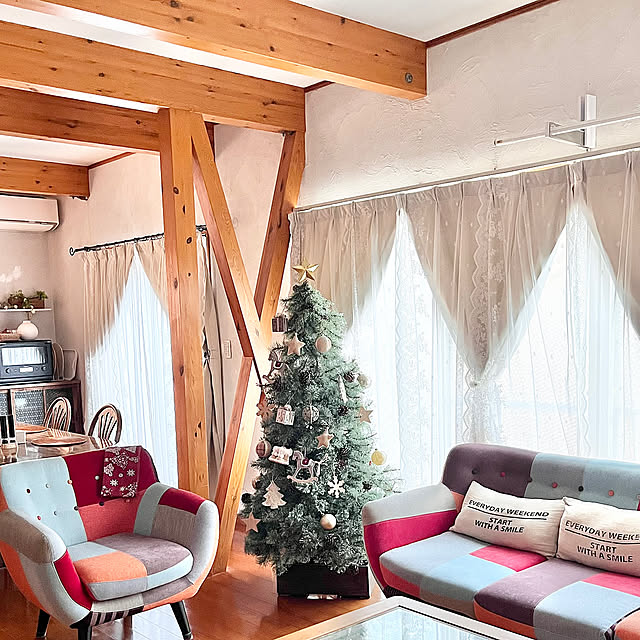 Lounge,クリスマスツリーオーナメント,クリスマスツリー出しました,クリスマスツリー,雑貨,salut!,クリスマス,クリスマス雑貨,暮らし,クリスマスオーナメント samanthakitchenの部屋