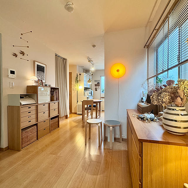 Lounge,VARMBLIXT ヴァルムブリクスト,varmblixt,IKEA,壁飾り,ナチュラルインテリア,ミナペルホネン,北欧インテリア,artek,狭小住宅,小さなおうち,2階リビング,小さなお家,建売住宅,小さいおうち,いいね&フォローありがとうございます☆,すっきり暮らす,狭小3階建,心地よい暮らし,ナチュラルヴィンテージ,ヒュッゲ masumiの部屋