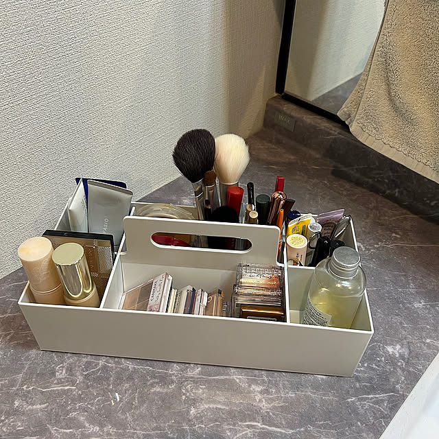 My Shelf,メイク道具収納,メイクボックス,メイク収納,化粧品収納方法,化粧品収納ボックス,化粧品収納,無印キャリーボックス,無印良品,洗面所グッズ saeの部屋