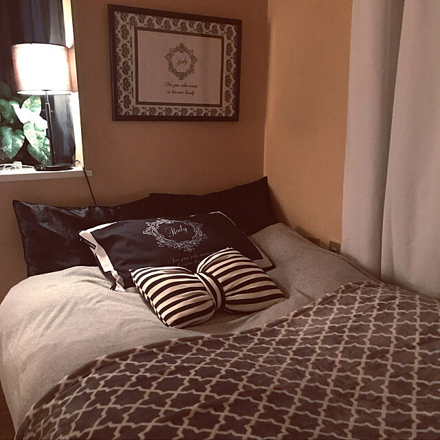 Bedroom,グレー&ホワイト,一人暮らし,1K,Rady,ホテルシリーズ,モノトーン,照明,リボンクッション,モロッカン柄 honeyの部屋