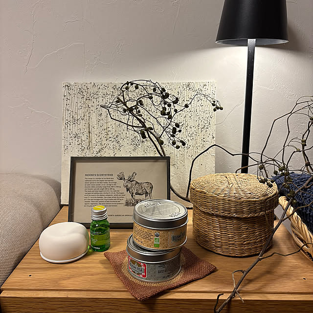 Lounge,香りのある暮らし,無印良品,ナチュラル,雑貨,ガーデニング,かご,カフェ風,北欧,ドライフラワー,ナチュラルインテリア,木製家具,えだもの,間接照明,野バラの実 hannaの部屋