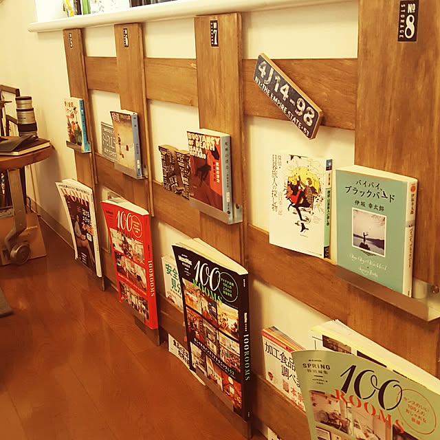 My Shelf,本棚DIY,転写シール,カフェ風インテリアを目指して,伊坂幸太郎,百円均一,100ルーム dontsubakiの部屋
