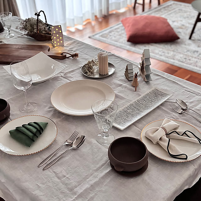 My Desk,Francfranc,テーブルコーディネート,H&M HOME,クリスマス,ニトリ,プチプラインテリア,かごが好き,シンプルインテリア,ドライフラワーのある暮らし,3COINS m_teeの部屋