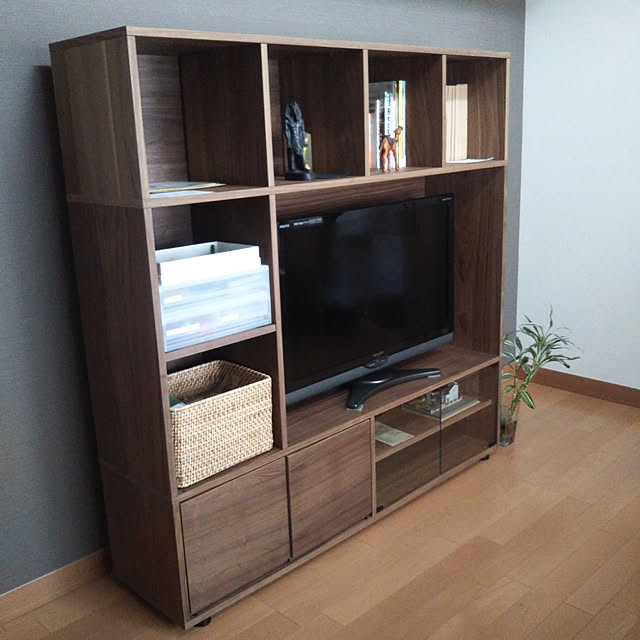 Lounge,無印良品,スタッキングシェルフ,ラタンバスケット,テレビ台,ナチュラル,北欧,アクセントウォール,ポリプロピレン引き出し式　横ワイド iku-yoneの部屋