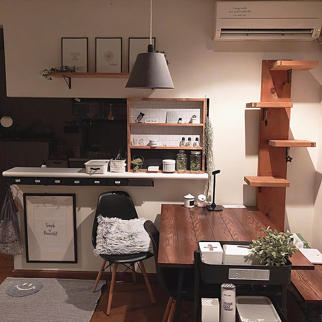Lounge,グレー好き,ねこと暮らす。,塩系インテリアに憧れる,100均アイテム,カウンター下収納DIY,キャットタワー DIY mahi1101の部屋