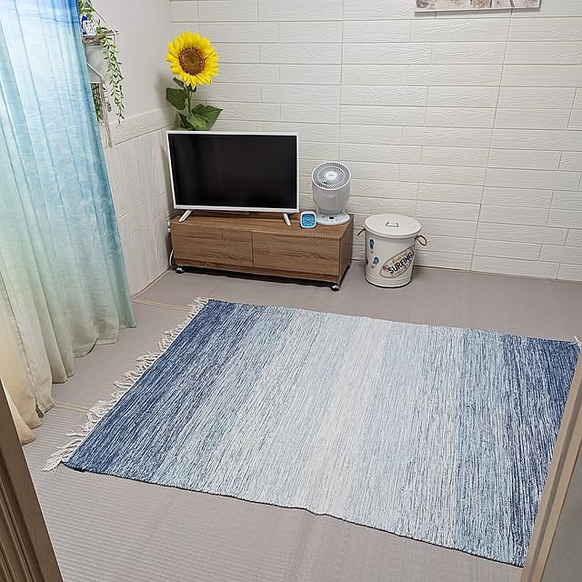 Lounge,建売住宅,4LDK,シニア世代,い草風,しまむらで購入,楽天で購入,インド綿ラグ,好きな物に囲まれて暮らしたい♡,白色が好き,ブルー系色大好き,自己満足のインテリア,お家時間を楽しむ♪,海の見える家に憧れる,海辺のリゾートに憧れる nonnonの部屋