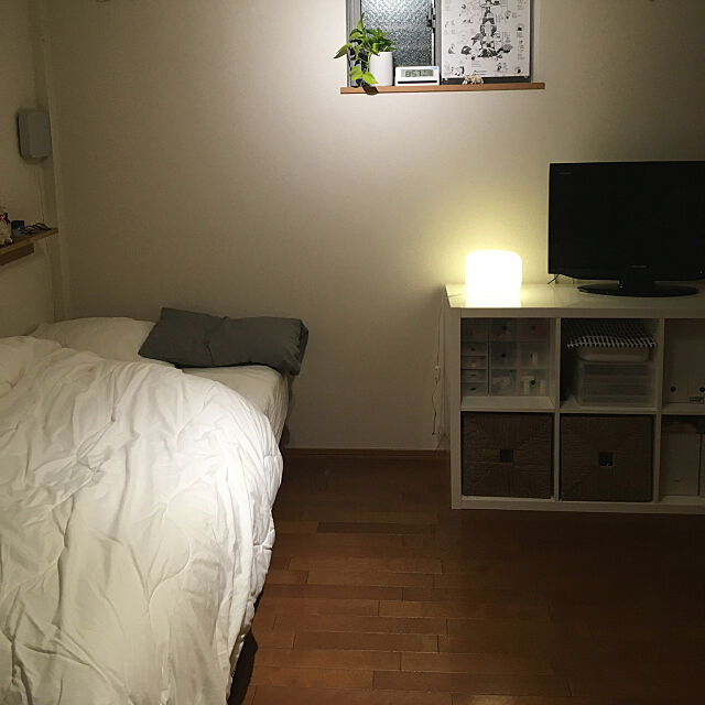 Bedroom,1R狭い,8畳ワンルーム,1R 一人暮らし,観葉植物,一人暮らし,ポトスライム,ホワイトインテリア,モノトーン好き,IKEA,無印良品,ベッドリネン i-kanaの部屋