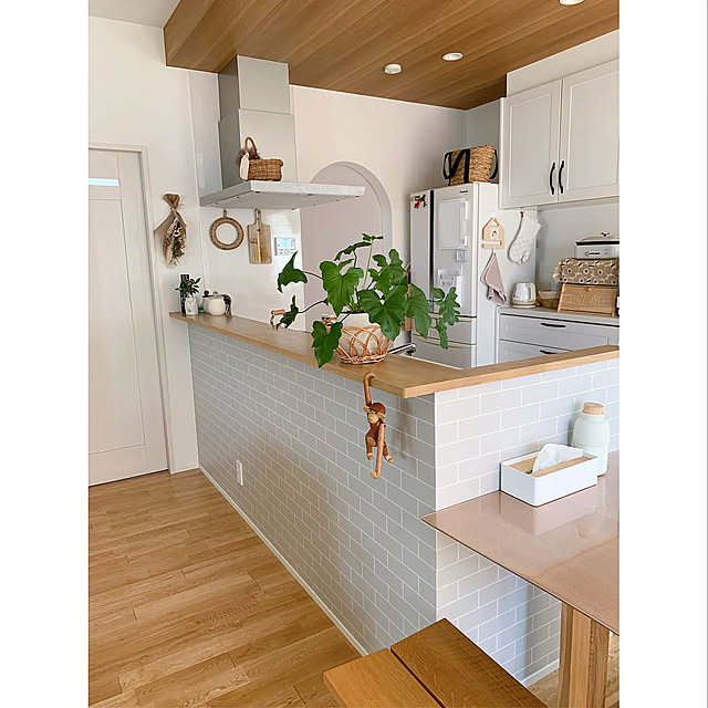 ナチュラルインテリア,ロールスクリーン,アーチ型パントリー,タイル調クロス,壁紙,キッチン背面,グレーインテリア,Kitchen,イベント参加 rihiの部屋