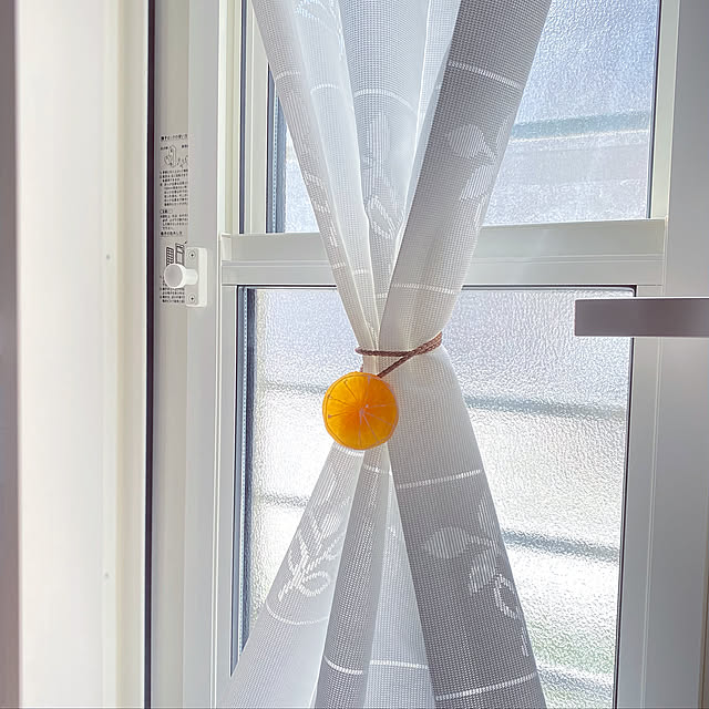 勝手口,カーテンタッセル,建売住宅,すっきり暮らしたい,こどものいる暮らし,コメントお気遣いなく(⁎ᴗ͈ˬᴗ͈⁎),セリア,Kitchen namiの部屋