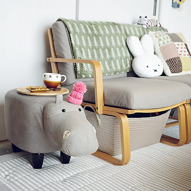 Lounge,無印良品 ソファ,無印良品リビングでもダイニングでも使える,アニマルスツール,カバオのいる風景❁.*・゚,カバオと暮らす❁.*・゚,家具,癒し,いつもありがとうございます♡,いいね♪ありがとうございます♡*.,笑顔ある日々でありますように✩*॰¨̮,お部屋訪問出来ずにすみません(*_*),コメントお気遣いなくです⑅◡̈*,minneやってます♩*,素敵な出会いに感謝◡̈*♡.°⑅,穏やかな日常に感謝❁.*・゚,No 笑 No Life◡̈♡,ごちゃ混ぜインテリアの会,何気ない日常に感謝❁⃘*.゚,2枚投稿,サイトによって値段が違うカバオくん笑 mangoの部屋