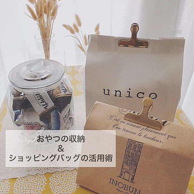 新商品買ったよ！,テーブル,大人可愛い,キッチン雑貨,韓国インテリア,一人暮らしの部屋,ナチュラル,フレンチカントリー,一人暮らし,お花のある暮らし,IKEA,海外インテリアに憧れる,フラワーベース,ホワイトナチュラル,おやつ収納,おやつ入れ,バレンタイン,My Shelf blue.with.whiteの部屋