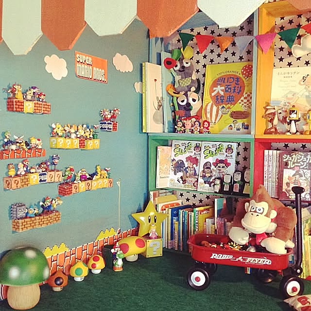 Lounge,DIY,チョコエッグ,マリオ,フィギュア収納,オタク部屋,見せる収納,おもちゃ,ペッツ,和室,古い家,押し入れ改造,本棚,子供と暮らす。,本,ルカ子洋品店 matruko...の部屋