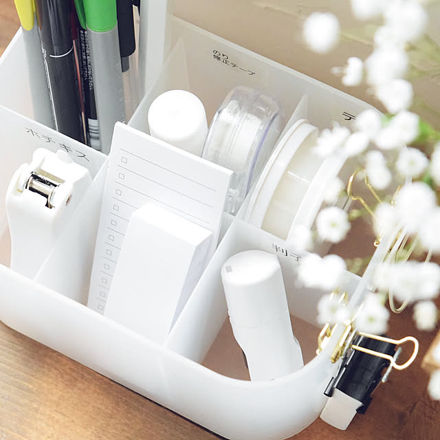 心地よく暮らす,文房具収納,ブログ更新しました♡,IG→gemini_natural,ワーキングマザー,収納,100均,北欧ナチュラル,ダイソー,My Desk Geminiの部屋