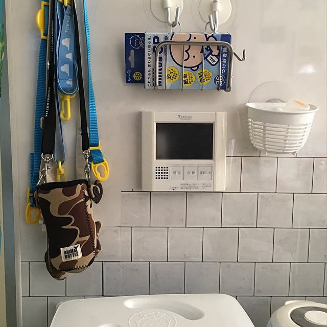 On Walls,小物収納,ワンアクション収納,キッチン壁面収納,キッチン,吊り下げ収納,使いやすさ重視,壁面収納,IGやってます,IG→tanari_nu,子どものいる暮らし,スマホで撮影,ありのままの我が家,こどもと暮らす。,こどもと暮らす,ズボラ主婦,使いやすい,無印良品,セリア,赤ちゃんグッズ,赤ちゃんのいる暮らし tanari_nuの部屋