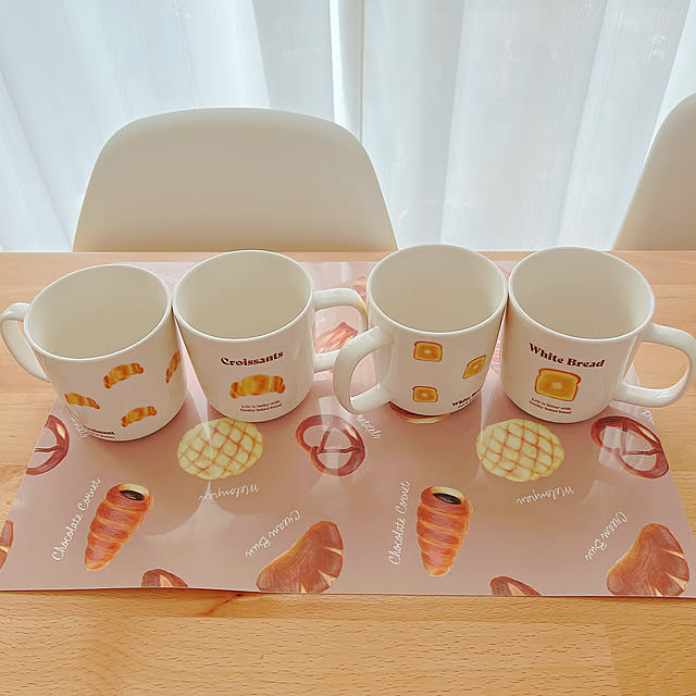 My Desk,全4種類,たっぷり入ります,370ml,可愛い,パン柄マグカップ,200円商品,ダイソー購入品 eriharuの部屋
