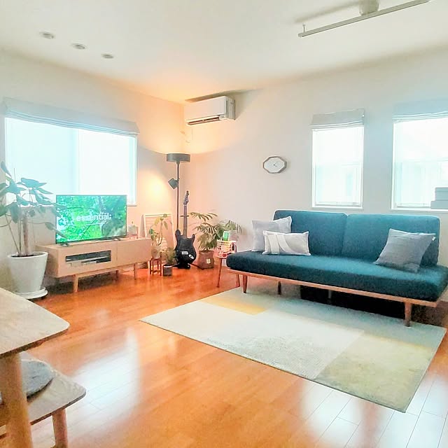 Overview,グリーン,植木鉢,木製家具,待ちに待ったこの日,くもりでちょっとボヤケてます,晴れたら撮り直し´⁠•⁠ᴥ⁠•̥⁠`⁠⁠ .Haの部屋