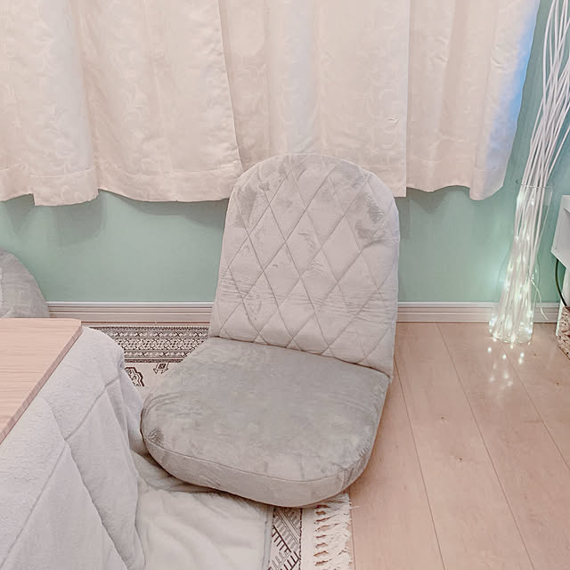 女性の部屋になじむ座椅子,セルタン,ナチュラルインテリア,賃貸インテリア,賃貸でも楽しく♪,2LDK賃貸,グレー,ふかふか♡,RoomClipショッピング,13畳のLDK,狭いリビング,おうち見直しキャンペーン,ふわっふわ♡,Lounge Eriの部屋