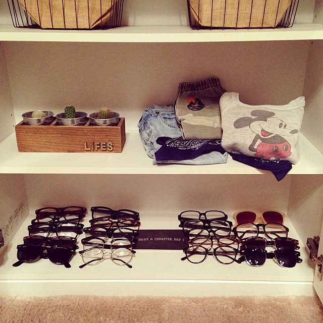 My Shelf,子供服,ミッキー,サングラス,眼鏡,植物,サボテン,DIY,リビング macoの部屋