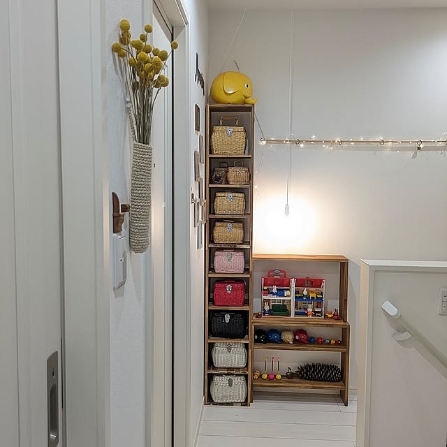 Entrance,ハンドメイド,棚DIY,サイズに合わせて,シンデレラフィット,真ん中廊下,窓なし廊下,好きなものに囲まれて暮らす,暮らしを楽しむ,季節を楽しむ,インテリアを楽しむ,ミッフィー,ミッフィーハウス fumitanの部屋